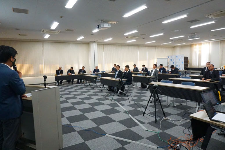 定例ミーティング会場の様子