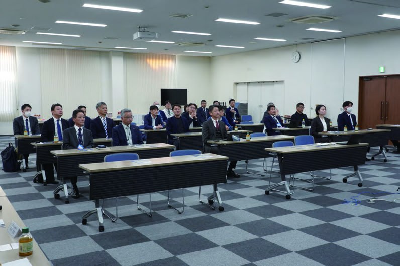定例ミーティング会場の様子
